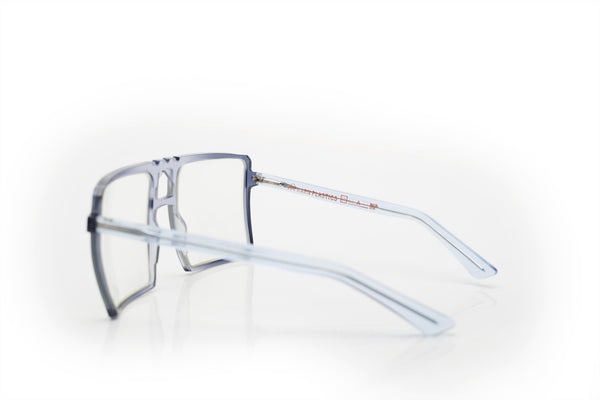 Model 10 // 55.22 - Laes: 1351 - Blue-Clear-Blue Fade